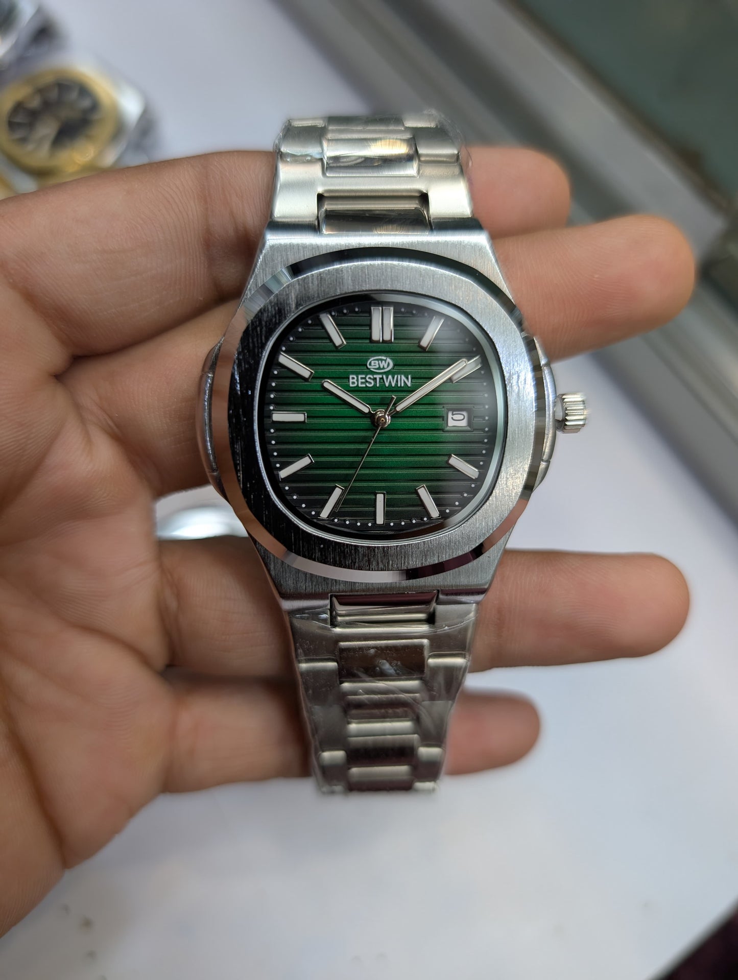 BESTWIN Horizon: Master Your Time, Own Your Style πβ¨