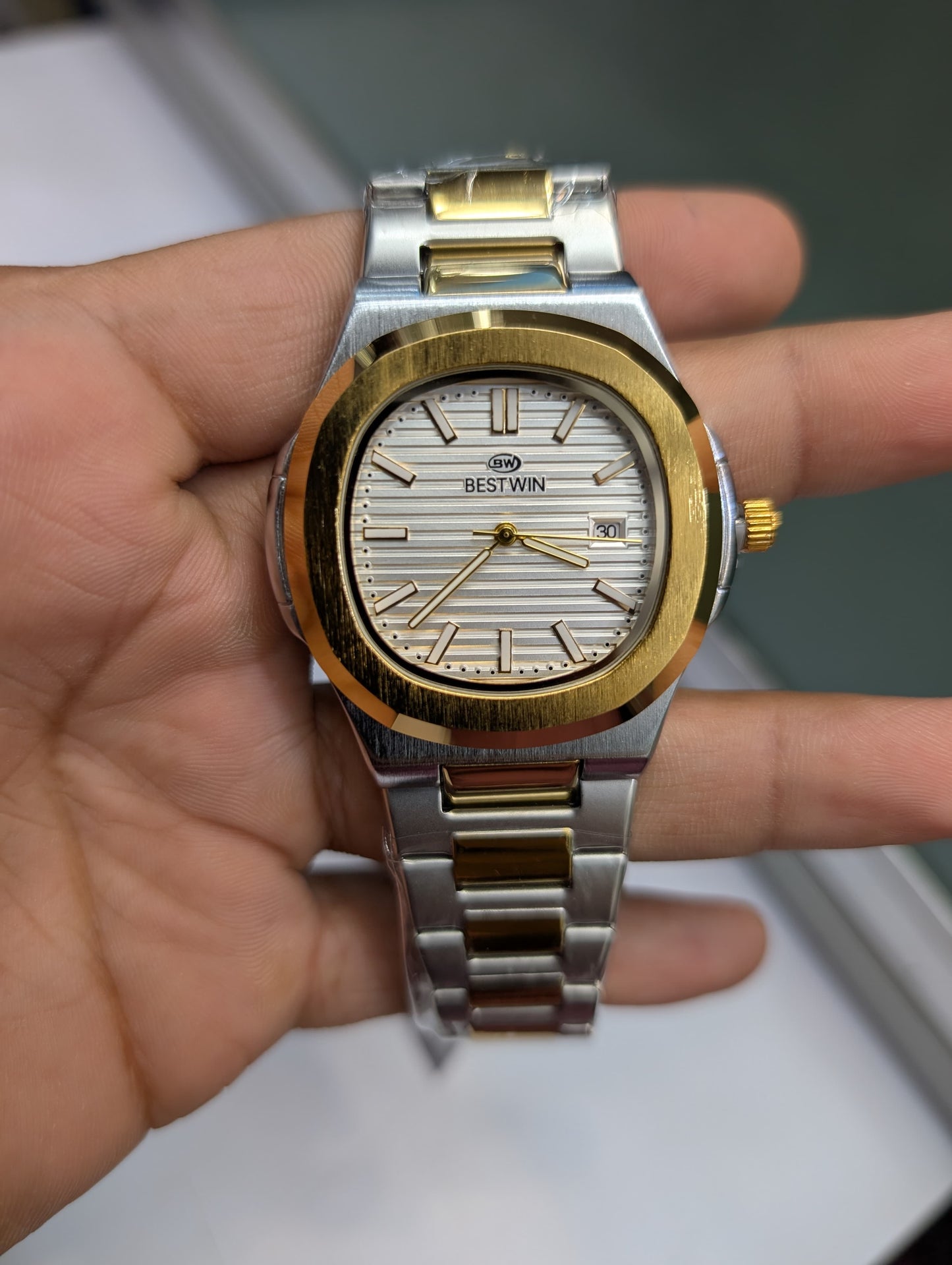 BESTWIN Horizon: Master Your Time, Own Your Style πβ¨