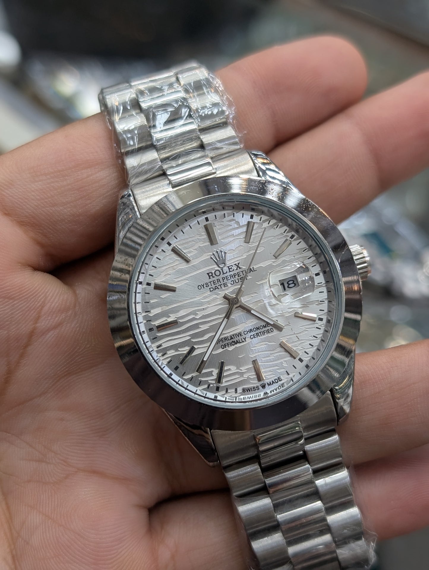 ⚡ Own the Rolex Datejust Silver Wave – Limited Luxury on Your Wrist ⚡